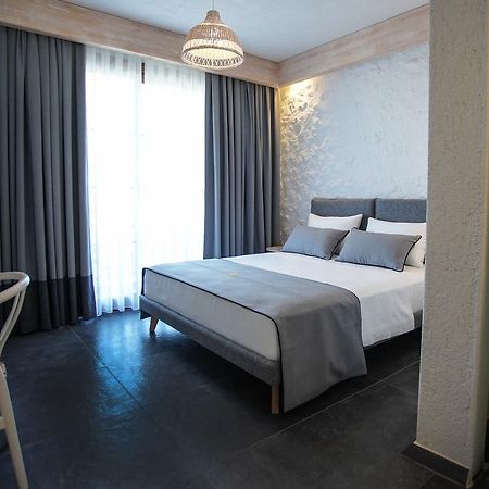 Avalon Boutique Hotel & Suites Alacati Exterior photo