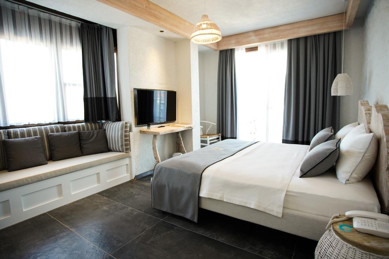 Avalon Boutique Hotel & Suites Alacati Exterior photo