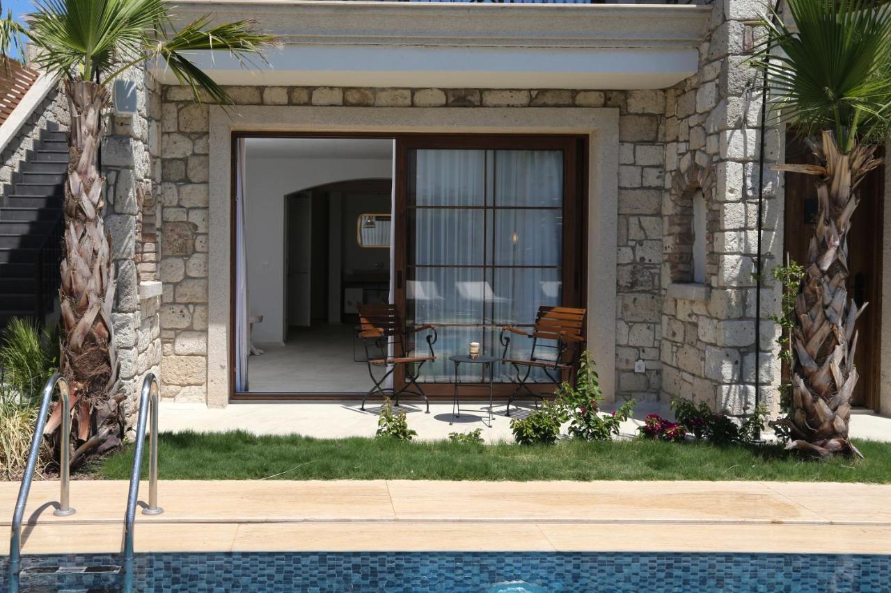 Avalon Boutique Hotel & Suites Alacati Exterior photo