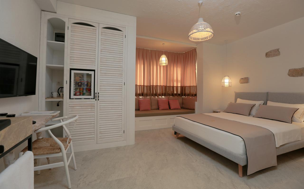 Avalon Boutique Hotel & Suites Alacati Exterior photo